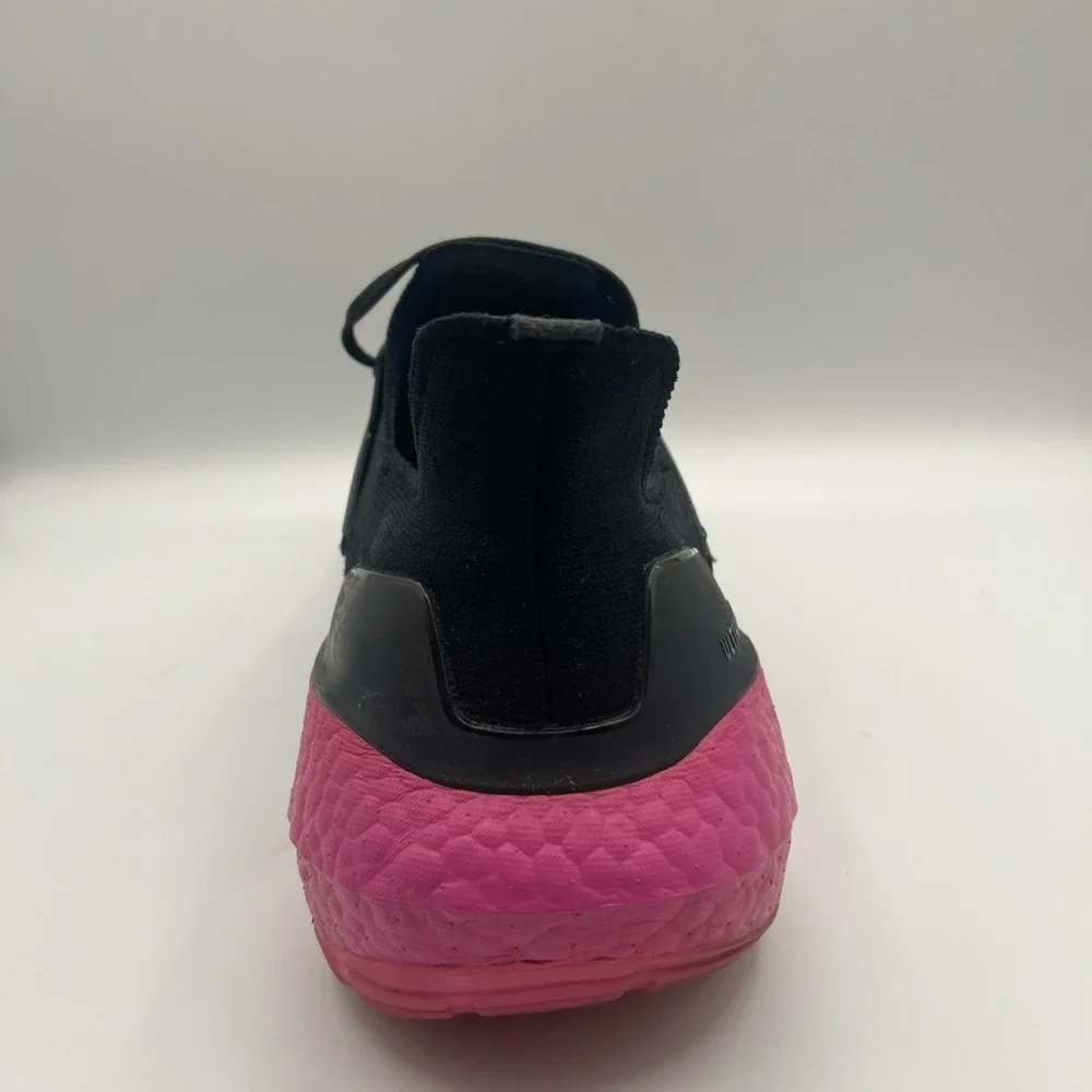 Adidas‎ Ultra Boost 22 Black Lucid Blue Gradient Size 13